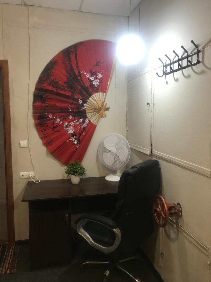 Ararat-Teatralnaya Hostel キエフ エクステリア 写真