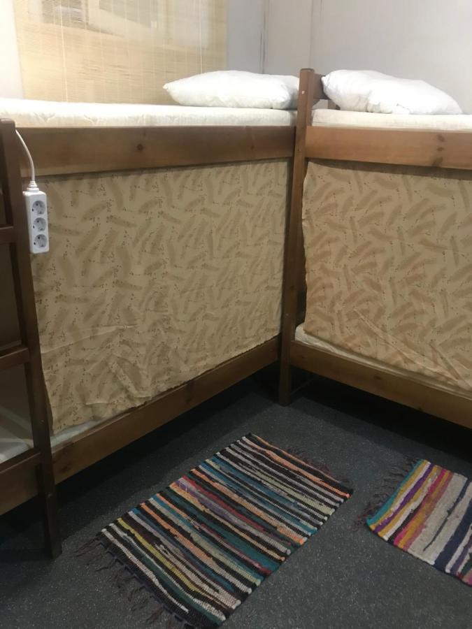 Ararat-Teatralnaya Hostel キエフ エクステリア 写真