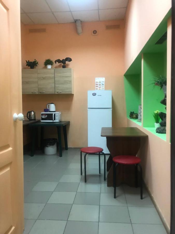 Ararat-Teatralnaya Hostel キエフ エクステリア 写真