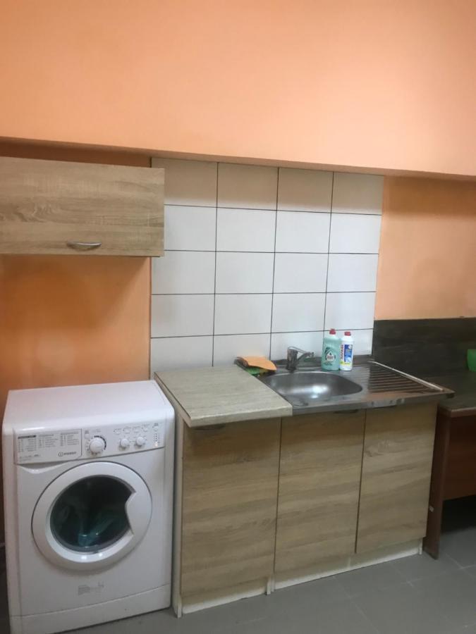 Ararat-Teatralnaya Hostel キエフ エクステリア 写真