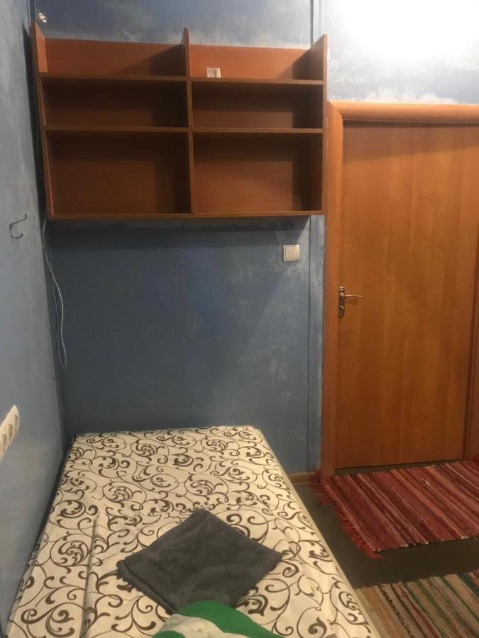 Ararat-Teatralnaya Hostel キエフ エクステリア 写真