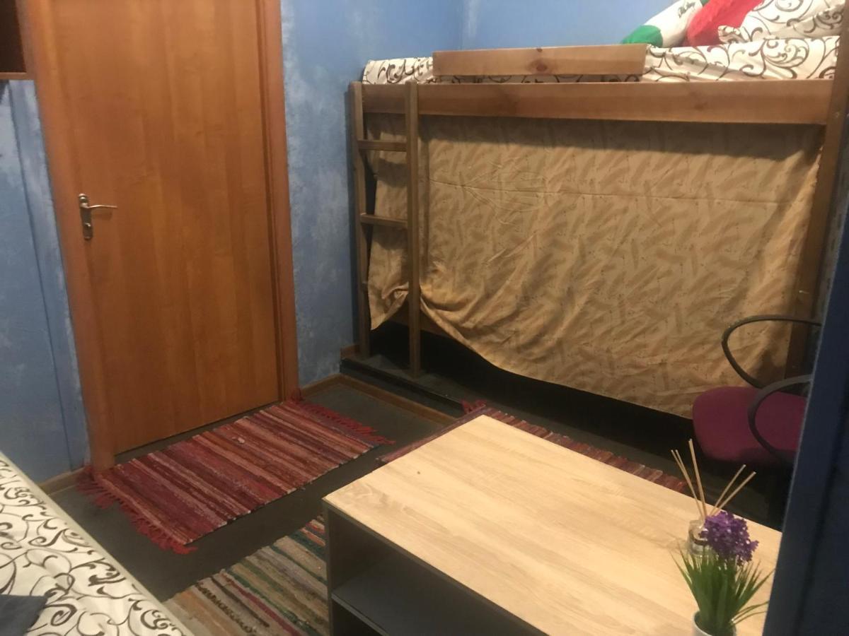 Ararat-Teatralnaya Hostel キエフ エクステリア 写真