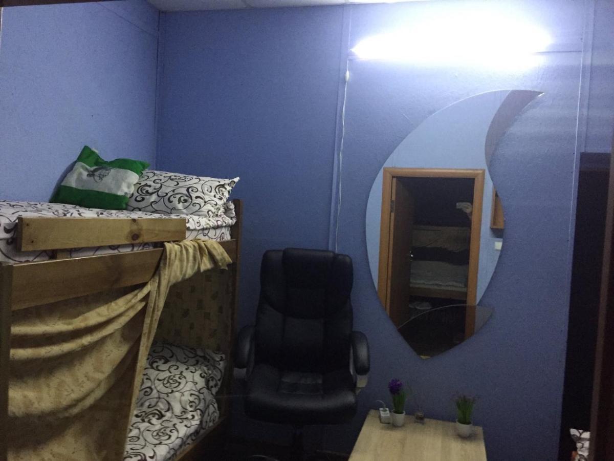 Ararat-Teatralnaya Hostel キエフ エクステリア 写真