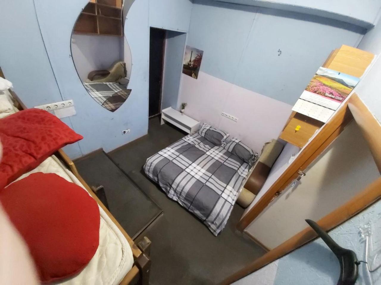 Ararat-Teatralnaya Hostel キエフ エクステリア 写真